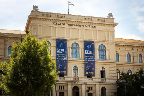 دانشگاه سگد از بهترین دانشگاه های مجارستان