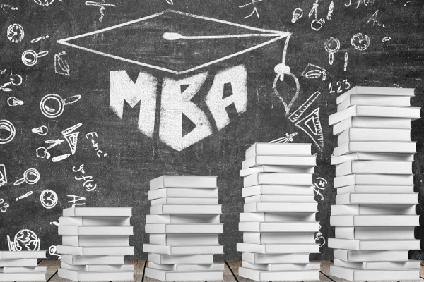 مدارک لازم برای تحصیل MBA در مجارستان